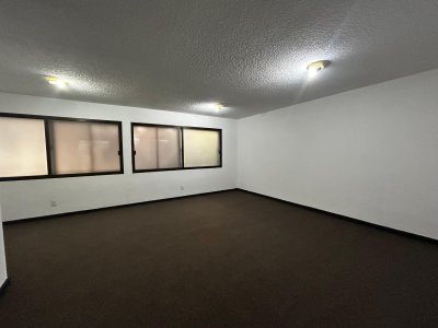 Venta con Renta Oficinas Ciudad Vieja Plaza Matriz Inversion