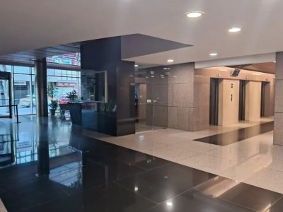 Alquiler Oficina con Garaje Torre de los Profesionales Centro