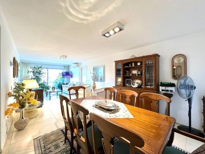 Apartamento en venta de 3 dormitorios en Punta del Este