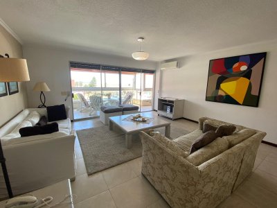 Apartamento en alquiler por temporada, 3 dormitorios Mansa 
