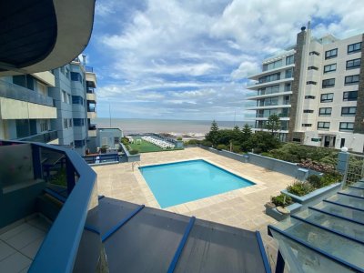 Alquiler de apartamento de 2 dormitorios, Peninsula primera linea 