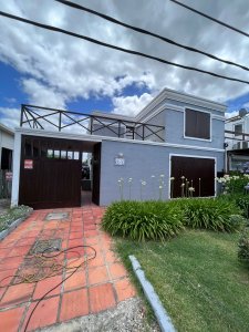 Casa de 3 dormitorios en venta, Manantiales