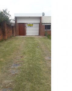 CASA PROPIEDAD HORIZONTAL EN BARRIO IPORA