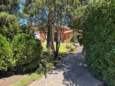 Hermoso Jardin para disfrutar en familia 