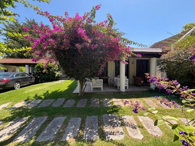 Oportunidad en zona de San Rafael hermoso jardin