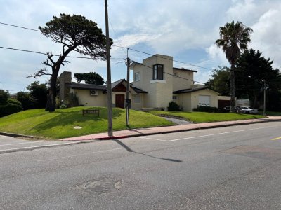 Opotunidad en playa Mansa 