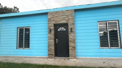 LINDA CASA CON TERRENO EN ALQUILER 