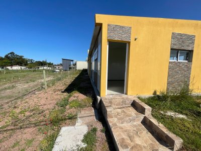  Tres Unidades Gemelas en Venta en un Mismo Padrón en Colonia del Sacramento 