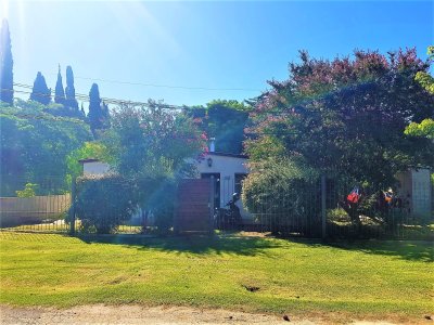 Hermosa casa a la Venta de 3 DORMITORIOS
