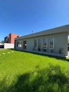Hermosa Propiedad Para La Venta En Zona Real De San Carlos