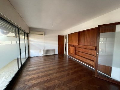 Imperdible apartamento en zona céntrica.
