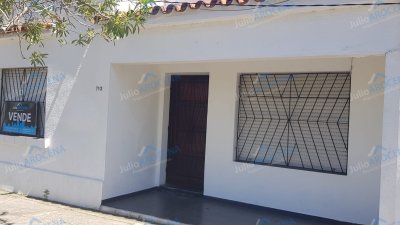 Casa en zona centro a la venta 