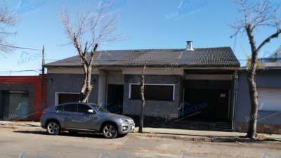 Hermosa casa en Pueblo Nuevo - Colonia