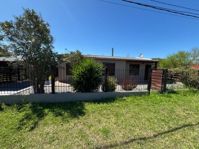 Hermosa Casa En El Real De San Carlos