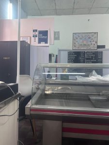 OPORTUNIDAD IMPERDIBLE - CARNICERÍA COMPLETAMENTE EQUIPADA Y DE GRAN TRAYECTORIA