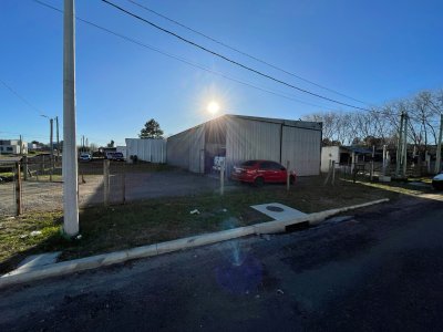  ¡ATENCIÓN EMPRESARIOS! ALQUILER DISPONIBLE - GALPÓN COMERCIAL DE 212m² 