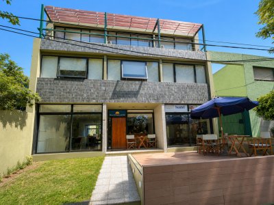 HOSTEL DEL RÍO EN VENTA