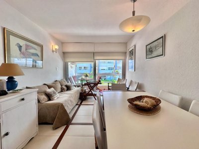 Venta - Peninsula , 1 dormitorio con parrillero propio, Punta del Este ,  SAP3566060