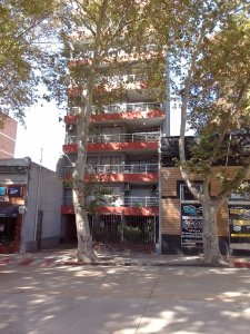 ALQUILER APARTAMENTO 2 DORM. CON BALCÓN EN POCITOS