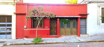 Venca casa en Atahualpa 1 dormitorio