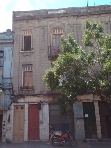 ¡EXCELENTE OPORTUNIDAD! VENTA CASA DE ALTOS EN LA AGUADA