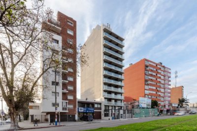 Pent-house 2 dormitorios balcón con parrillero + garaje 