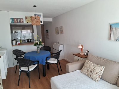 Alquiler monoambiente malvin amoblado temporal 