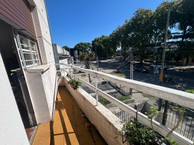 Venta apartamento 3 dormitorios flor de maroñas 