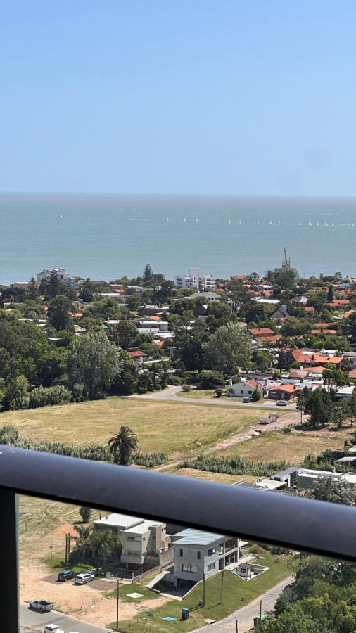Venta More Atlántico Dos Dormitorios Piso Alto Estrena