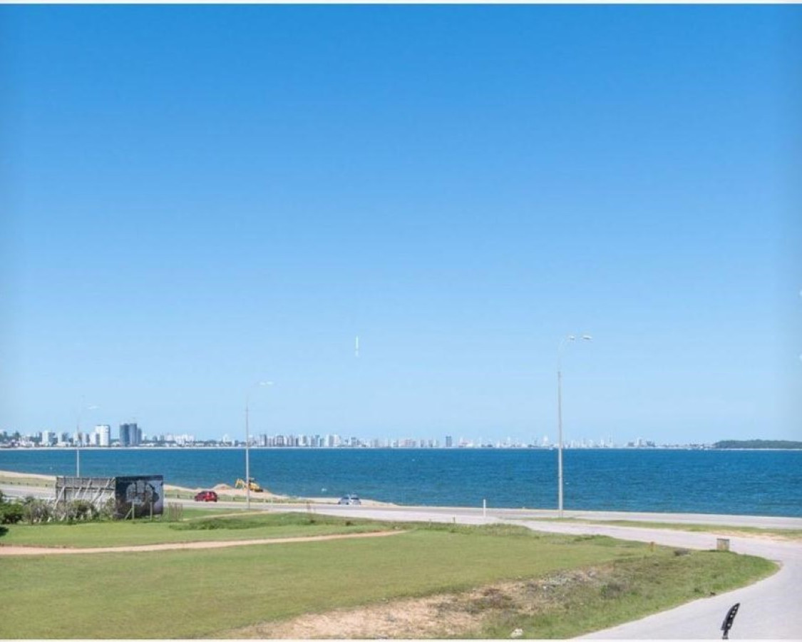 Mansa Frente al Mar Departamento 2 Suites en Venta 