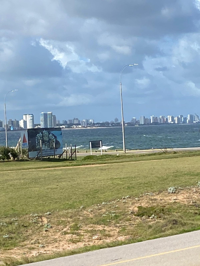 Hermoso departamento en alquile anual frente al mar Mansa