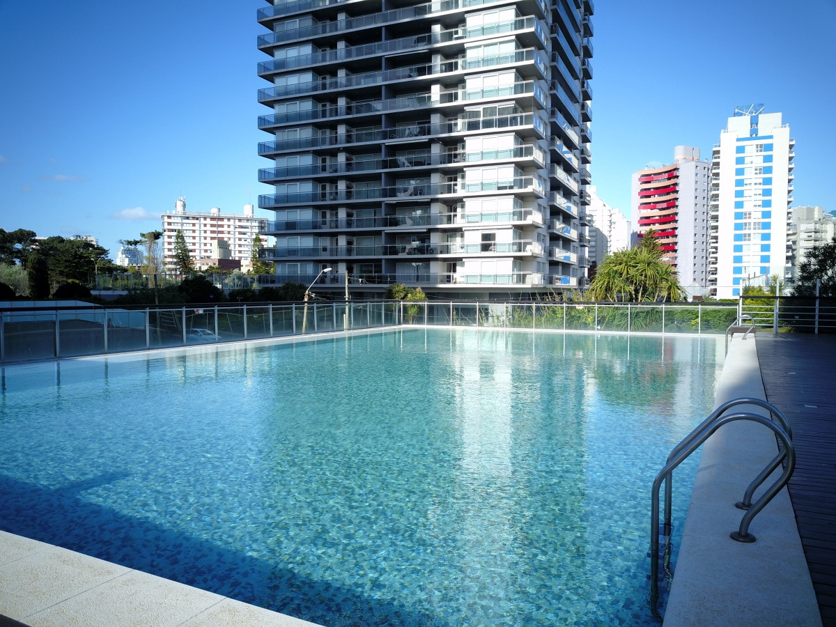 Venta Apartamento 2 Dormitorios Torre Francia