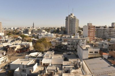 Alquiler Apartamento en Parque Batlle con 3 dormitorios Cochera, Terraza Lavadero, Parrillero y Más