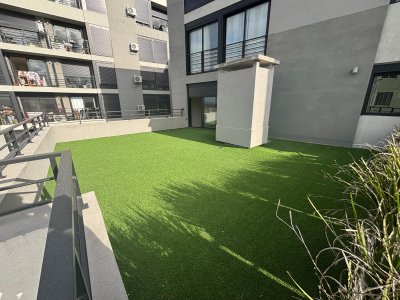 Alquiler de Apartamento de 2 Dormitorios con garaje opcional a pasos de Av. Italia y Propios en Montevideo