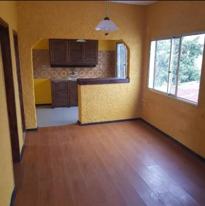 Venta de 2 Apartamentos juntos ya Alquilados en $ 35.000 en Pérez Castellanos C921