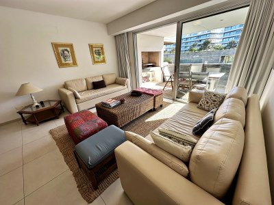 Categoría en primera linea de Playa Brava