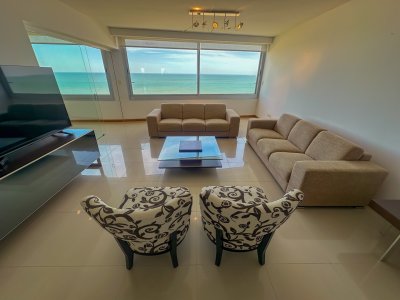 TIBURON III -Temporada 2026. Categoría frente al mar