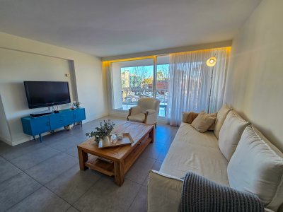 Departamento en torre Yoo alquiler invernal U$S 990