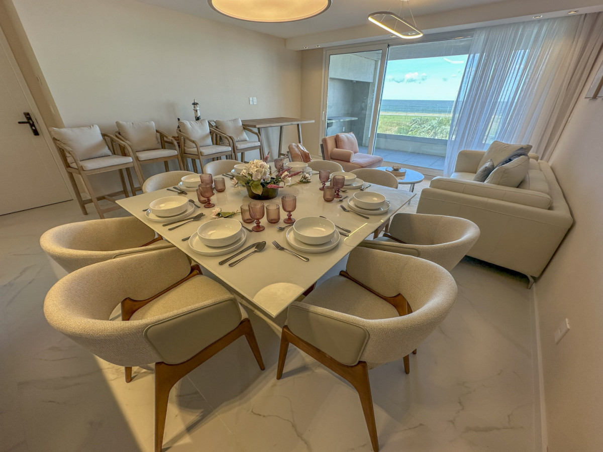 Frente al mar y laguna - Este apartamento puede ser tuyo