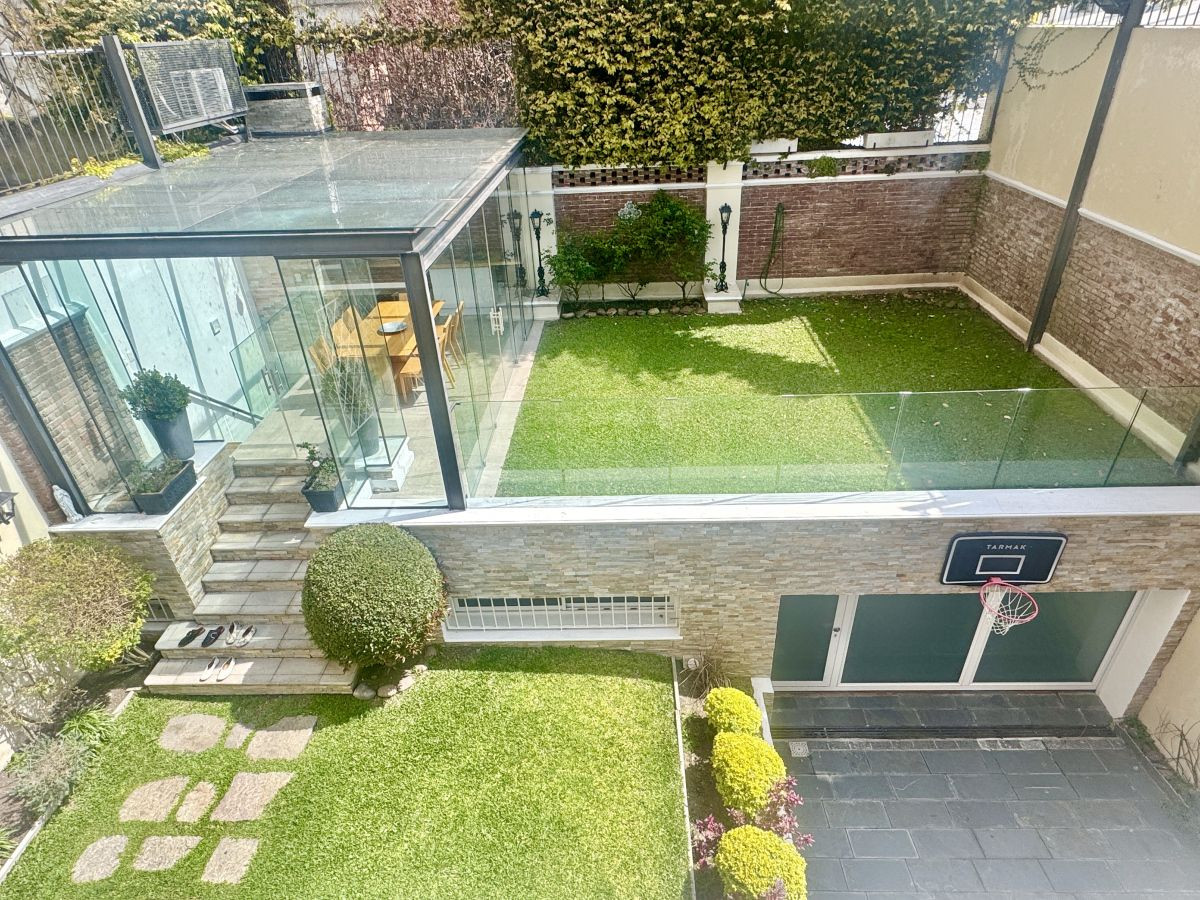 Excelente Casa 4 Dormitorios con Piscina Punta Carretas
