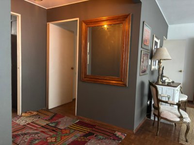 A metros de Rambla, Pocitos living apaisado amplio 3 dorm y servicio garage grande