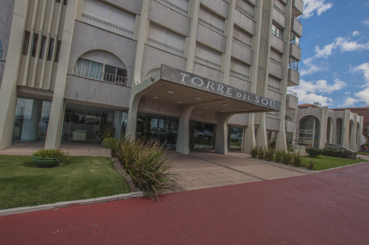 Apartamento dos dormitorios a la venta, Punta del Este