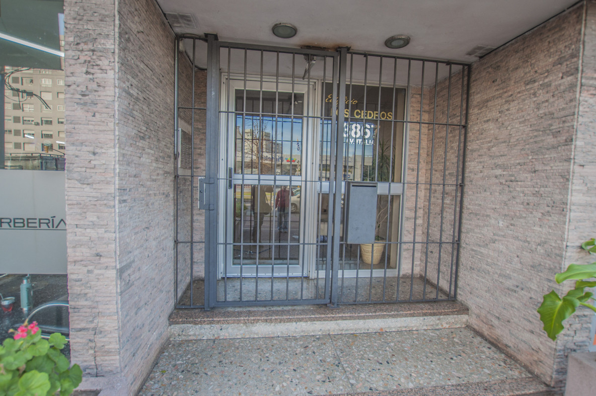 Venta Apartamento Luminoso - Cerca Shopping, Apto Crédito, Permuta