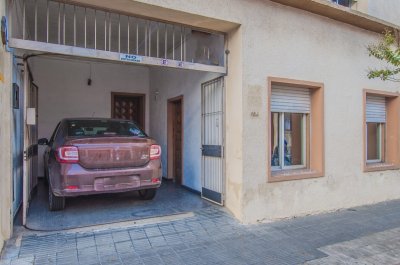 ¡Oportunidad en Minas!  En venta amplia Propiedad en el Centro con Oficina y Garaje