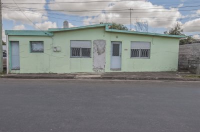 Casa a la Venta a Pasos de UTU - 112 m² Construidos y 492 m² de Terreno