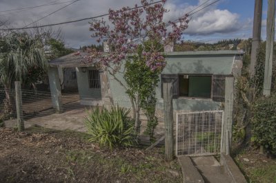 Casa a la Venta en Barrio El Tanque - Terreno de +500 m² con Potencial de Ampliación