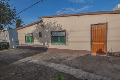Venta de casa de un dormitorio en Minas