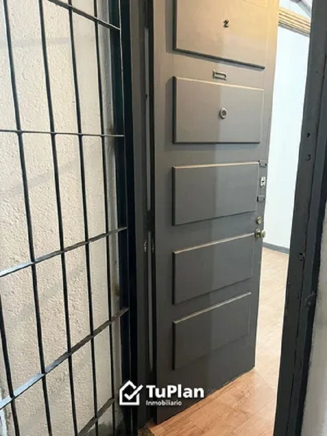 ¡se Vende  Amplio Apartamento De 2 Dormitorios Sin Gastos Comunes!