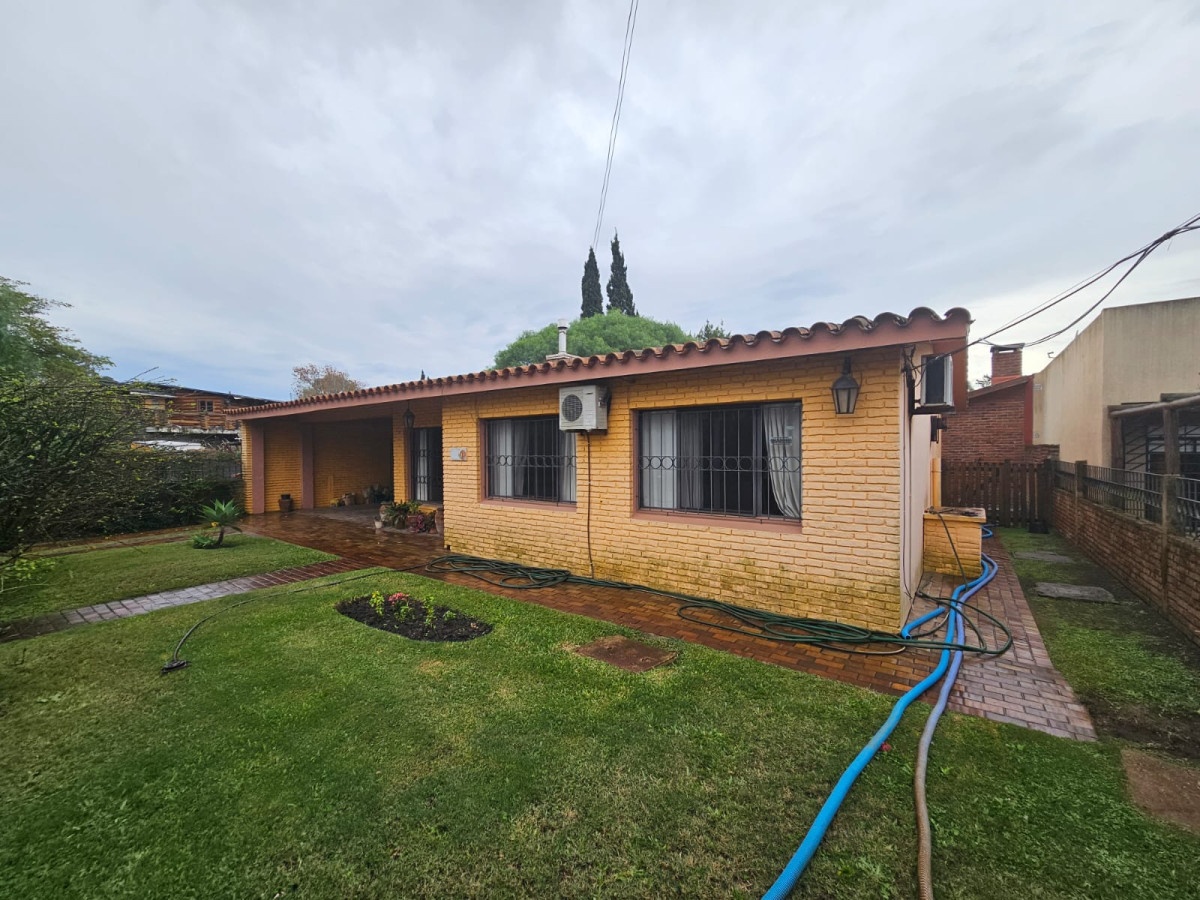 (Ref 4.170) Se vende casa+apartamento en Shangrilá Sur 
