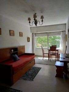 (Ref 4.306) Se alquila monoambiente en el Centro 